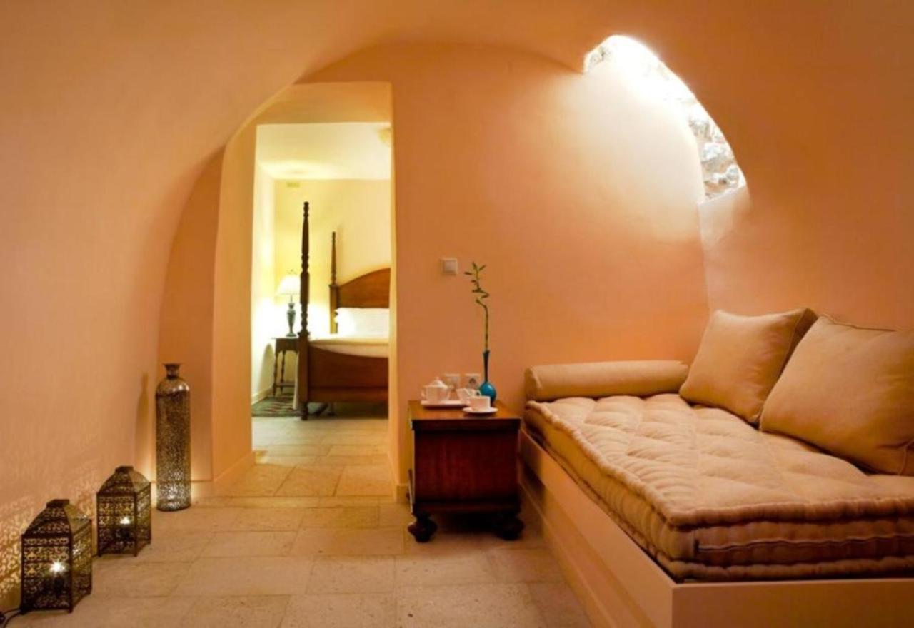 Petritis Guesthouse Oitylo Exterior photo