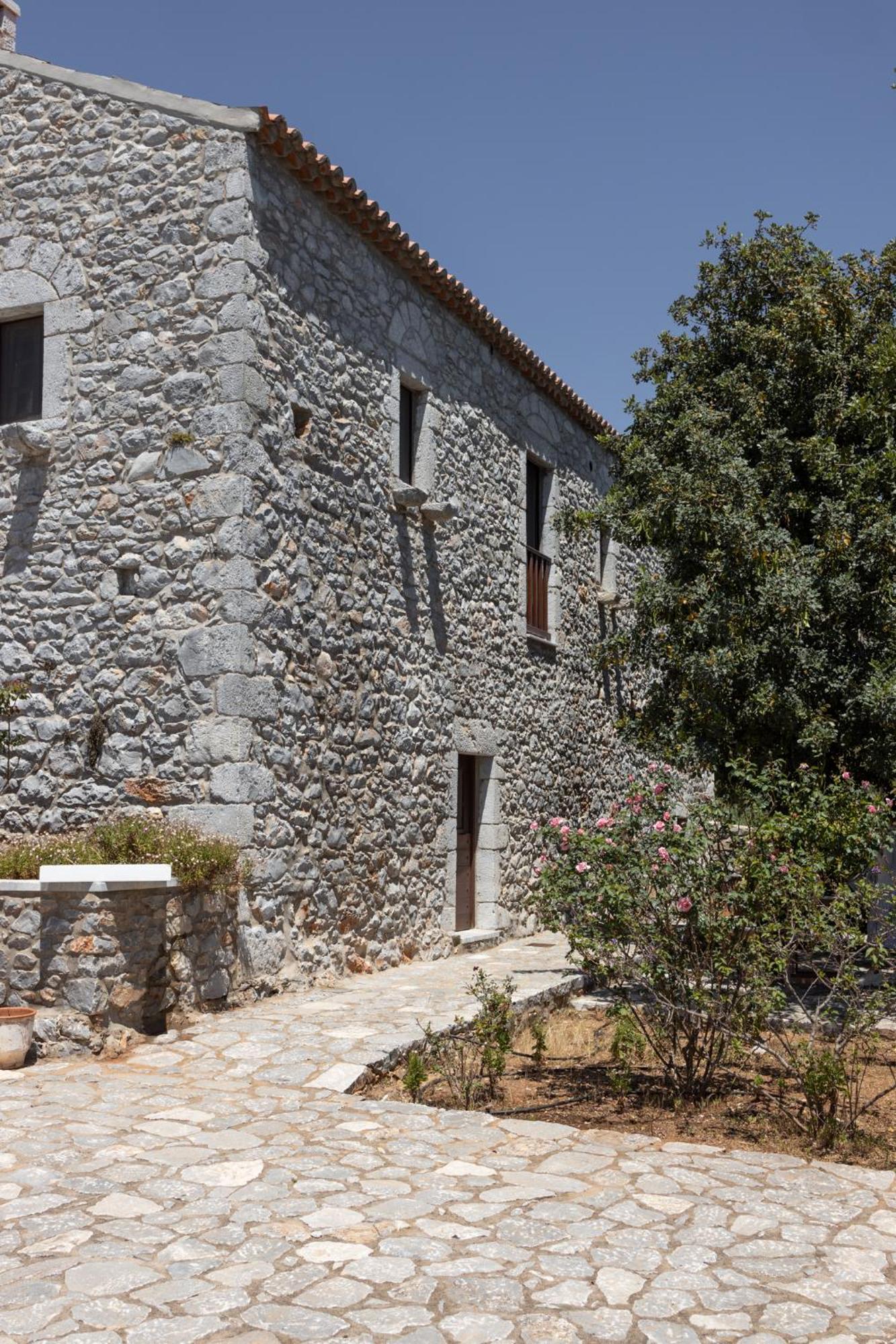 Petritis Guesthouse Oitylo Exterior photo
