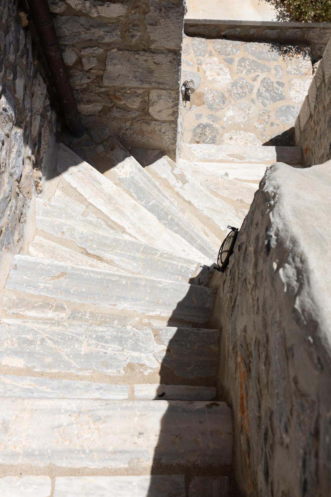 Petritis Guesthouse Oitylo Exterior photo